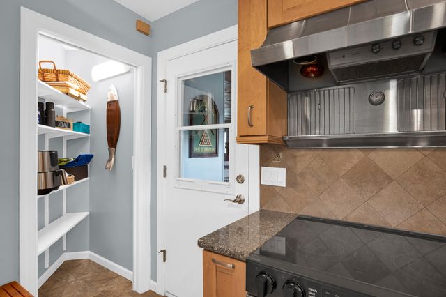 4121 S Roosevelt Point, Homosassa, FL 34448