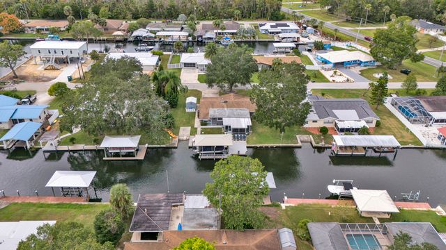 4121 S Roosevelt Point, Homosassa, FL 34448