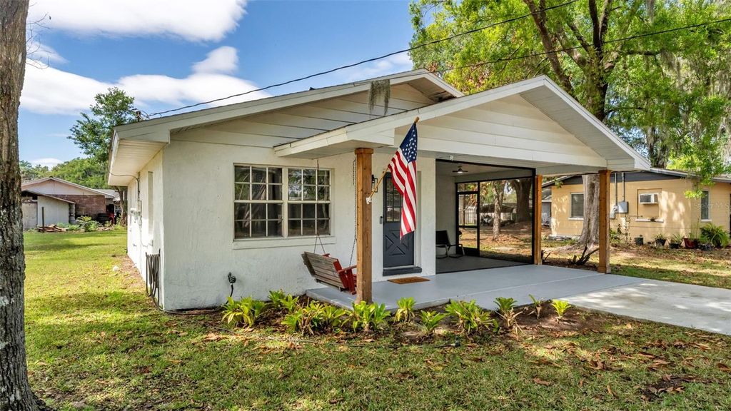 Image 2 of property listing at 631 N NASHUA AVENUE, Fort Meade, FL 33841