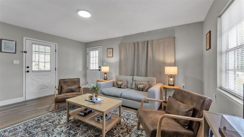 Image 3 of property listing at 631 N NASHUA AVENUE, Fort Meade, FL 33841