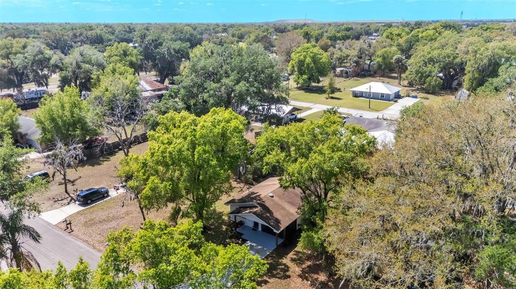 Image 30 of property listing at 631 N NASHUA AVENUE, Fort Meade, FL 33841