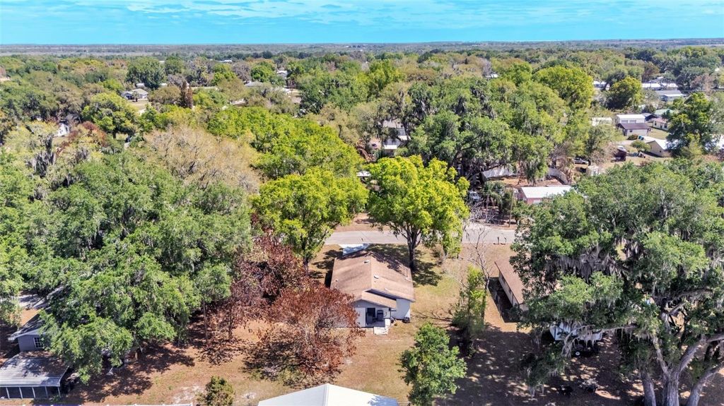 Image 33 of property listing at 631 N NASHUA AVENUE, Fort Meade, FL 33841