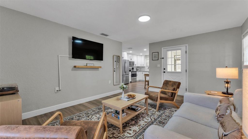 Image 6 of property listing at 631 N NASHUA AVENUE, Fort Meade, FL 33841