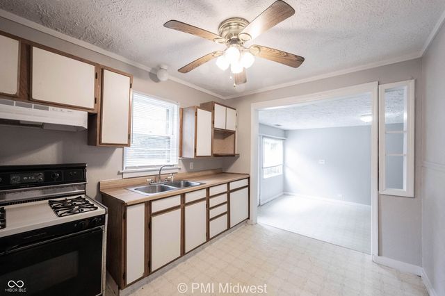 2121 Euclid Drive, Anderson, IN 46011