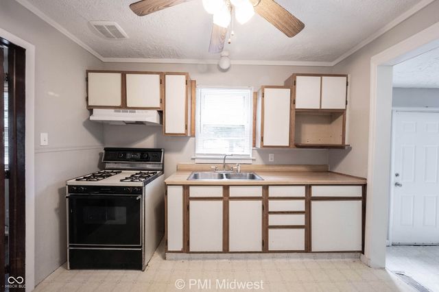 2121 Euclid Drive, Anderson, IN 46011