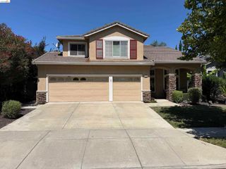 569 Apple Hill Dr, Brentwood, CA 94513
