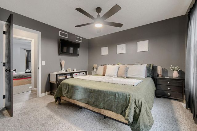 7841 Corey Path, Inver Grove Heights, MN 55076