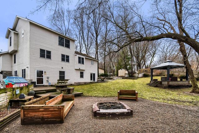 7841 Corey Path, Inver Grove Heights, MN 55076