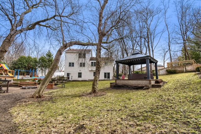 7841 Corey Path, Inver Grove Heights, MN 55076