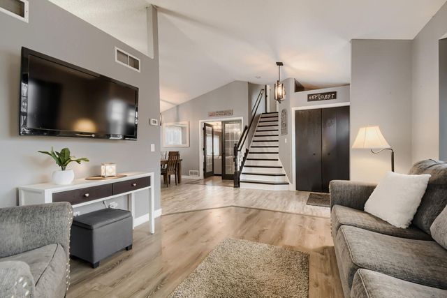 7841 Corey Path, Inver Grove Heights, MN 55076