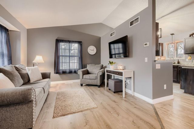 7841 Corey Path, Inver Grove Heights, MN 55076