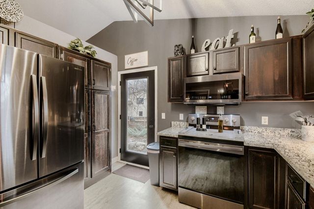 7841 Corey Path, Inver Grove Heights, MN 55076