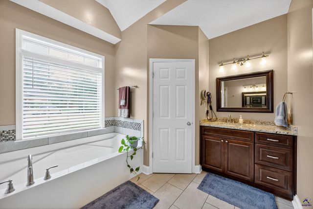 504 Edgefield Way, Macon, GA 31210