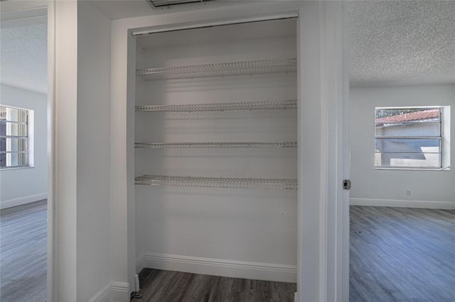3218 CORAL RIDGE DR 3218, Coral Springs, FL 33071