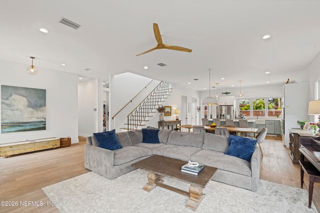 145 8TH Street, Atlantic Beach, FL 32233