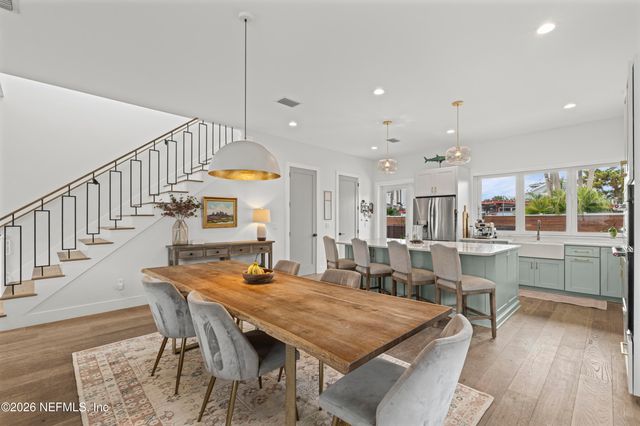 145 8TH Street, Atlantic Beach, FL 32233