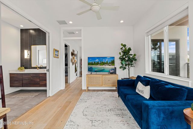 145 8TH Street, Atlantic Beach, FL 32233