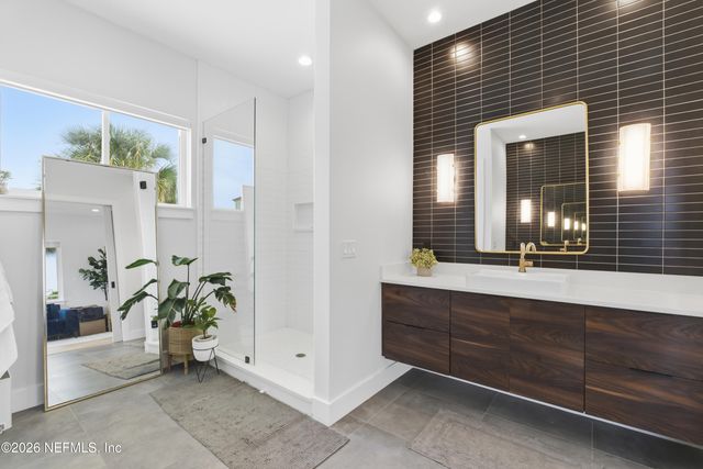 145 8TH Street, Atlantic Beach, FL 32233