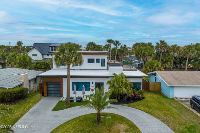 145 8TH Street, Atlantic Beach, FL 32233