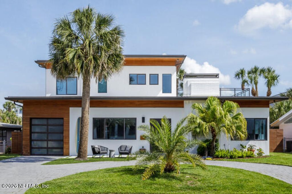 145 8TH Street, Atlantic Beach, FL 32233