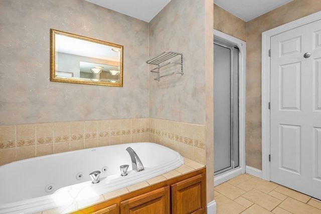 4 Dorset Drive, Walpole, MA 02032