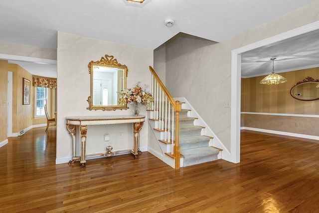 4 Dorset Drive, Walpole, MA 02032