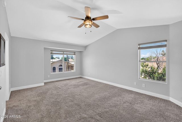 2208 S PEPPERTREE Court, Gilbert, AZ 85295