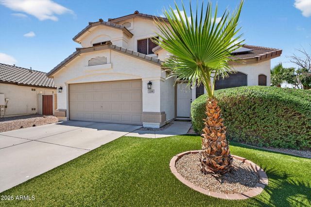 2208 S PEPPERTREE Court, Gilbert, AZ 85295