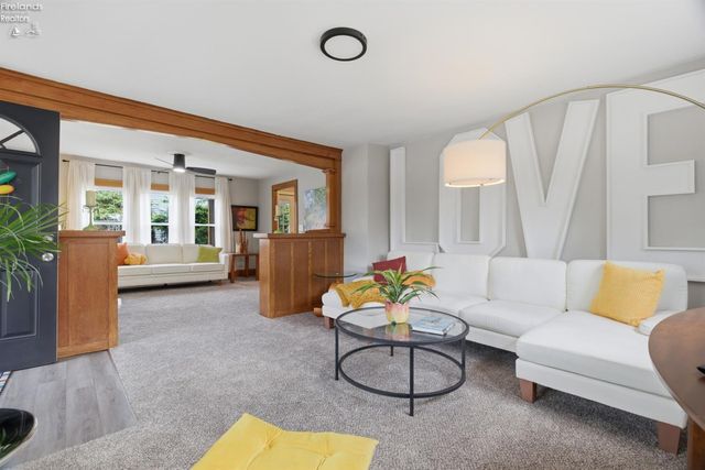156 Beaver Court, Amherst, OH 44001