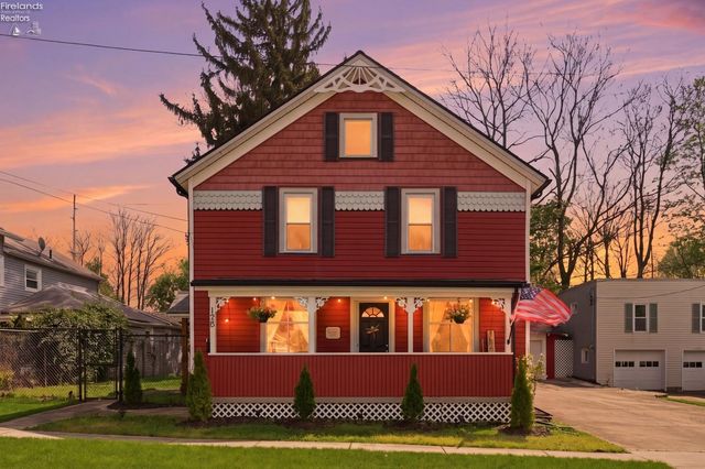 156 Beaver Court, Amherst, OH 44001