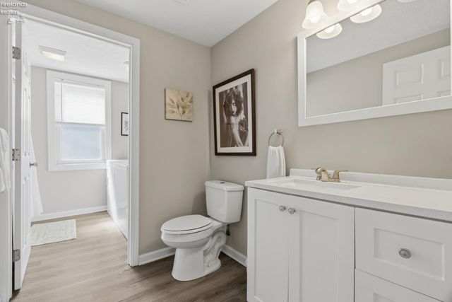 156 Beaver Court, Amherst, OH 44001