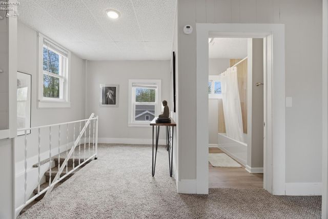 156 Beaver Court, Amherst, OH 44001