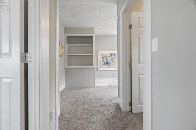 156 Beaver Court, Amherst, OH 44001