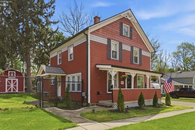 156 Beaver Court, Amherst, OH 44001