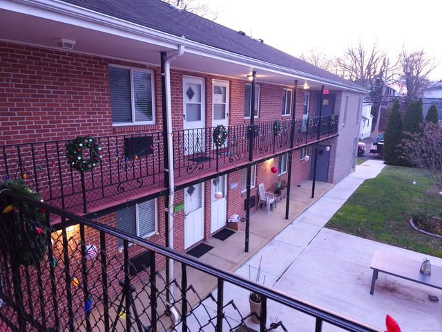 24 Glenwood Avenue 8, Norwalk, CT 06854