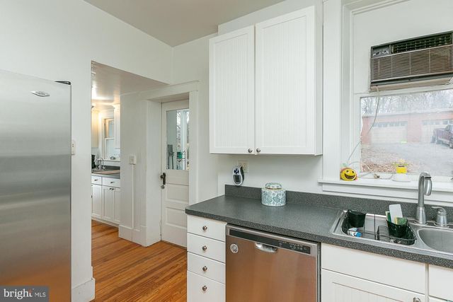 825 WINCHESTER AVE, Martinsburg, WV 25401