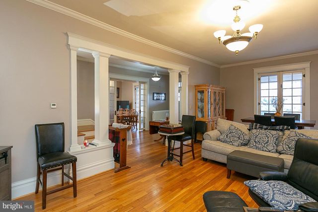 825 WINCHESTER AVE, Martinsburg, WV 25401