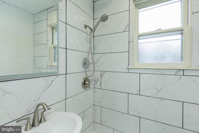 825 WINCHESTER AVE, Martinsburg, WV 25401