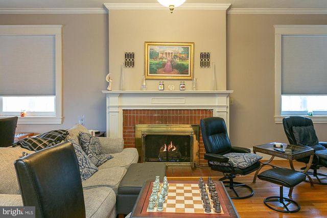 825 WINCHESTER AVE, Martinsburg, WV 25401