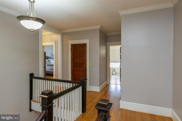 825 WINCHESTER AVE, Martinsburg, WV 25401