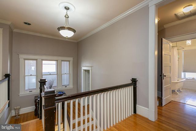 825 WINCHESTER AVE, Martinsburg, WV 25401