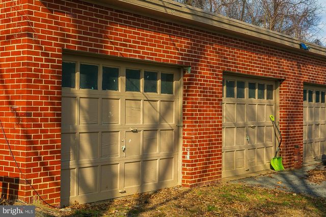 825 WINCHESTER AVE, Martinsburg, WV 25401