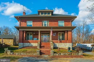 825 WINCHESTER AVE, Martinsburg, WV 25401