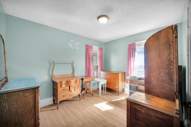 207 Sophia Street, West Chicago, IL 60185