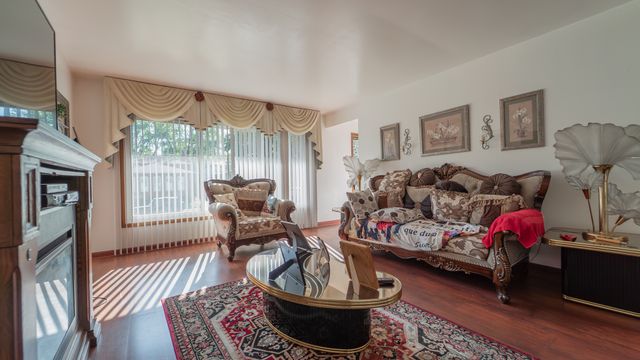 11548 S Avenue G, Chicago, IL 60617