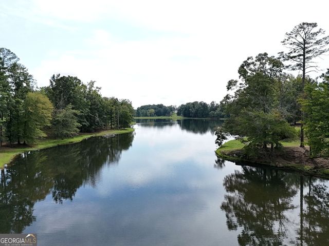 367 Moosehead Trail, Hoschton, GA 30548