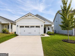 367 Moosehead Trail, Hoschton, GA 30548