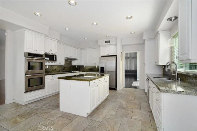 24310 Belford Court, West Hills, CA 91307