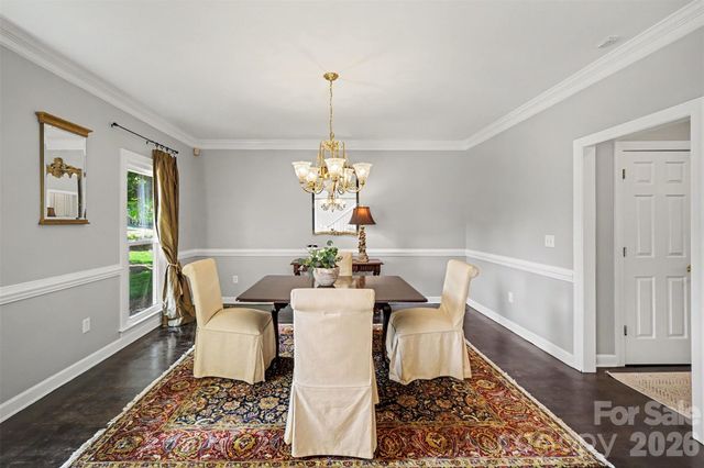 232 40th Avenue Drive NW, Hickory, NC 28601