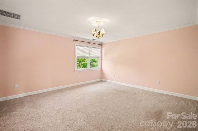 232 40th Avenue Drive NW, Hickory, NC 28601